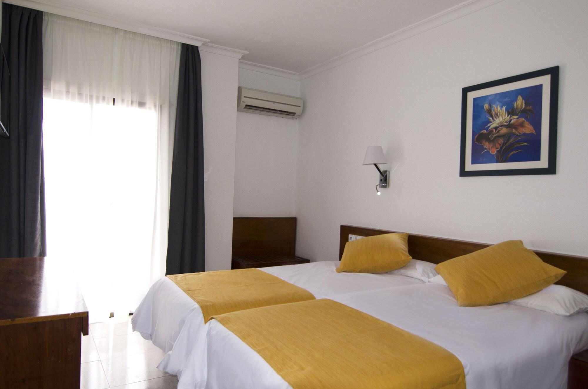 Aparthotel Vibra Bay Σαν Αντόνιο Εξωτερικό φωτογραφία